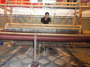 berber loom to make carpets and stuff